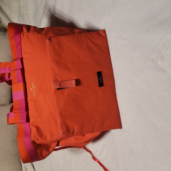 Red kate spade purse and cosmetic case - Picture 2 of 11